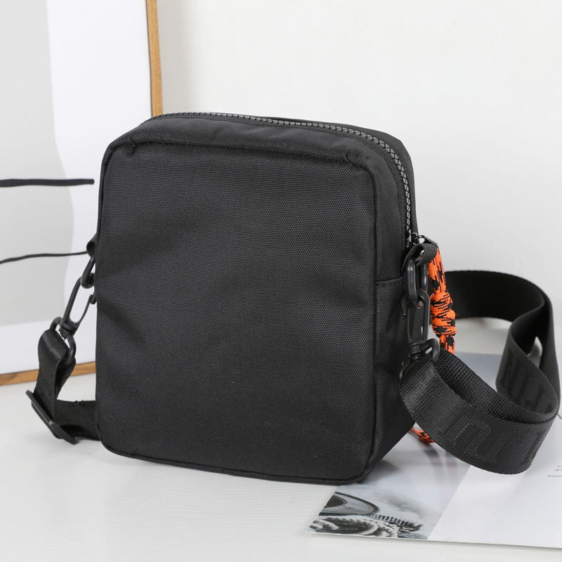 Taschen | Herren Reporter-Tasche Mit Rotem Logo-Aufnäher Accessoires Herren